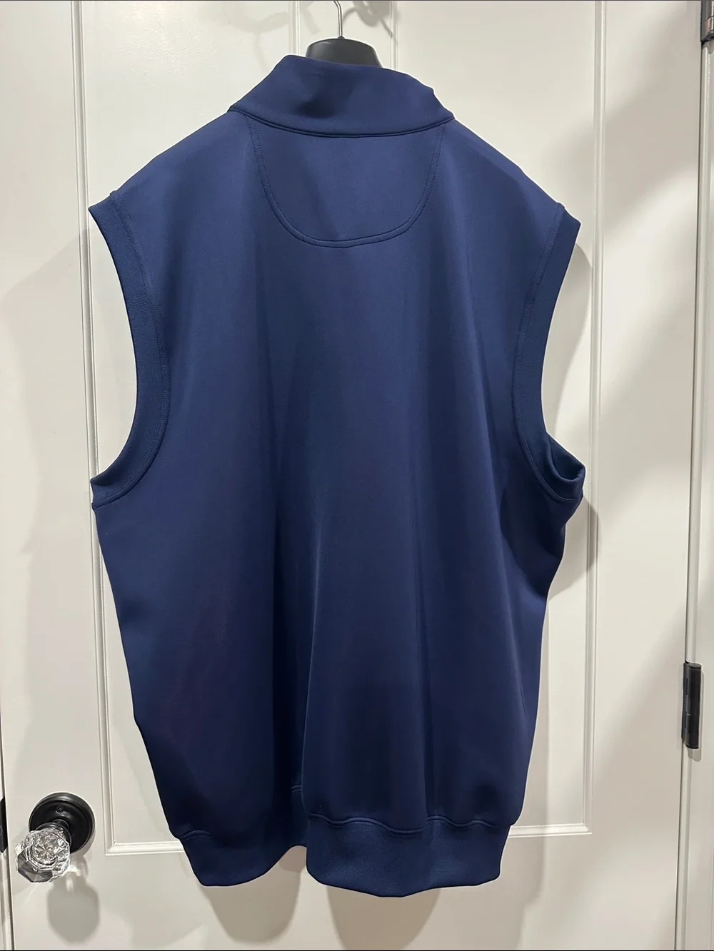 Fairway & Greene Navy Golf Tech Vest with Hyannisport Logo - Picture 3 of 3